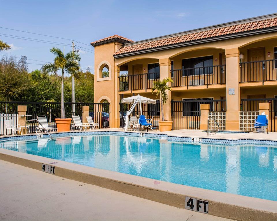 Comfort Inn Sun City Center - Ruskin - Tampa South Bagian luar foto