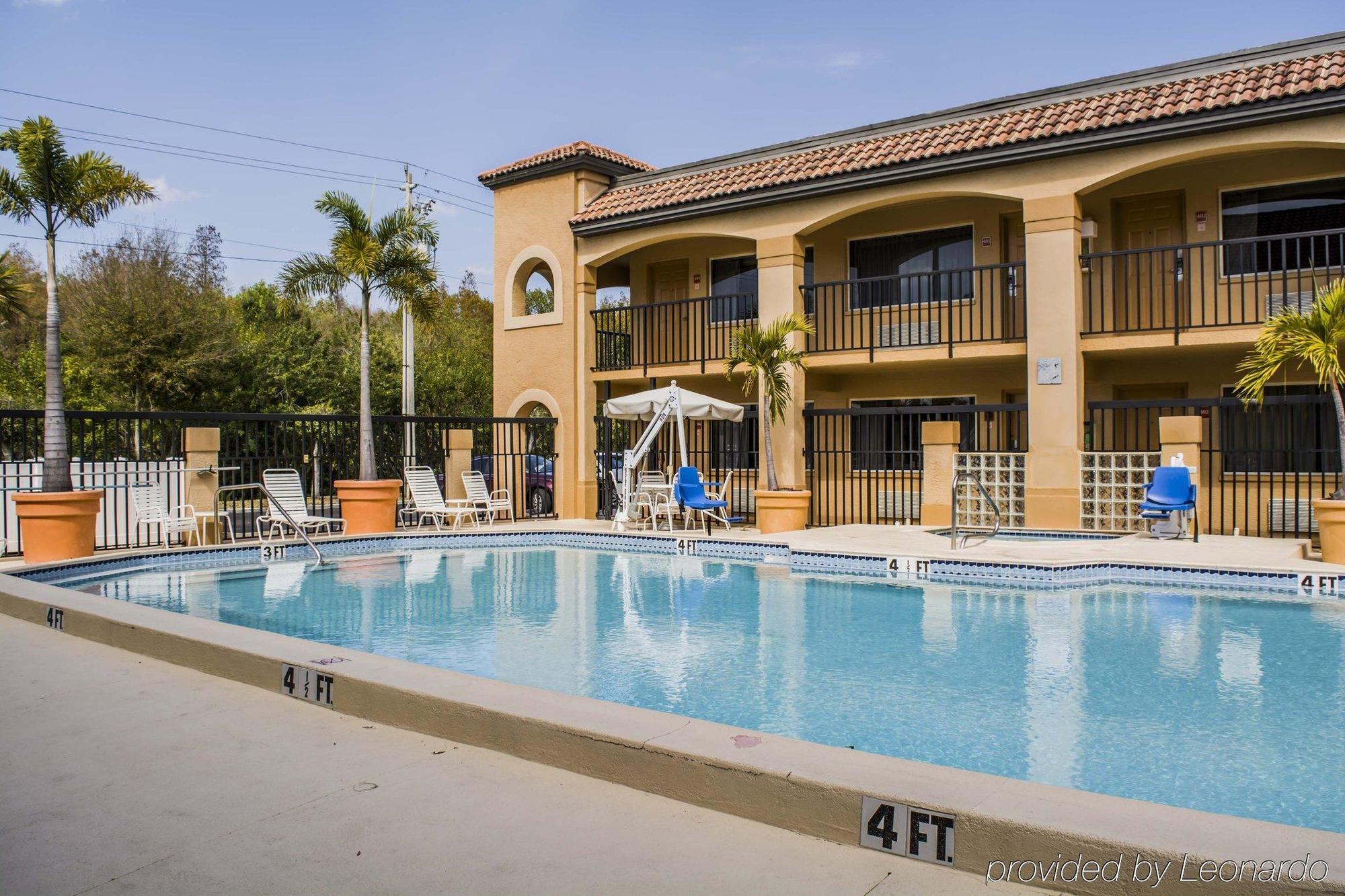 Comfort Inn Sun City Center - Ruskin - Tampa South Bagian luar foto